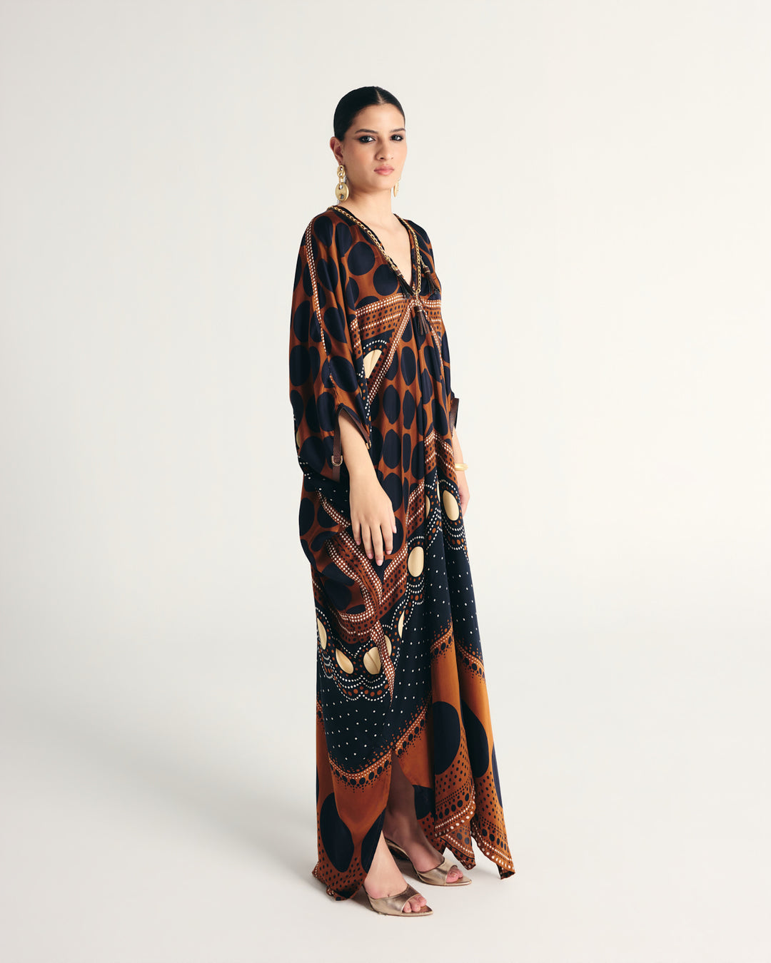 AVAAN KAFTAN