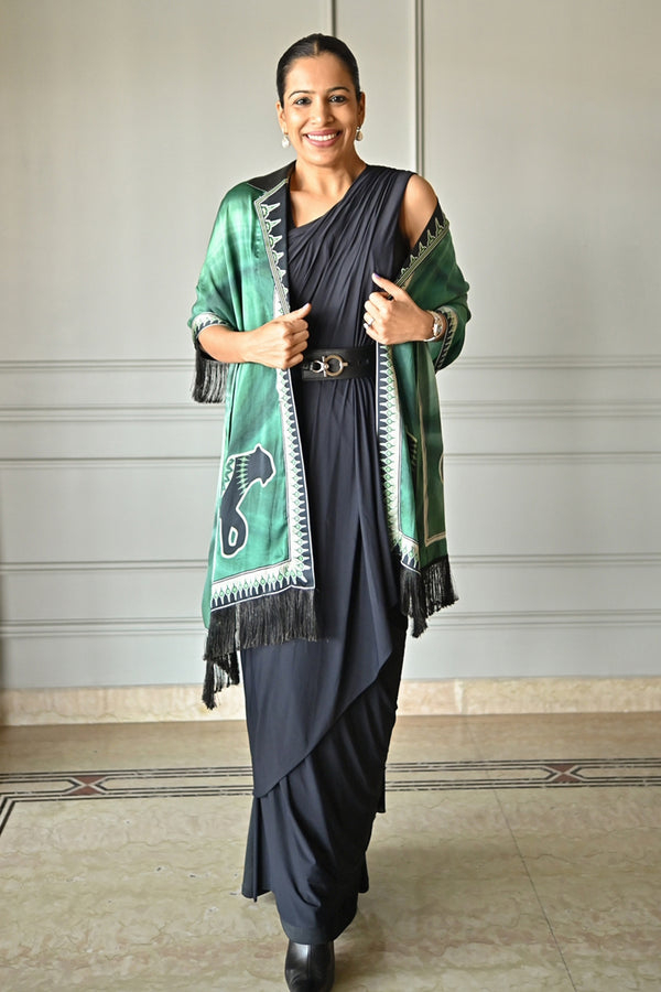 Nisha Goenka In Our Hami Cape