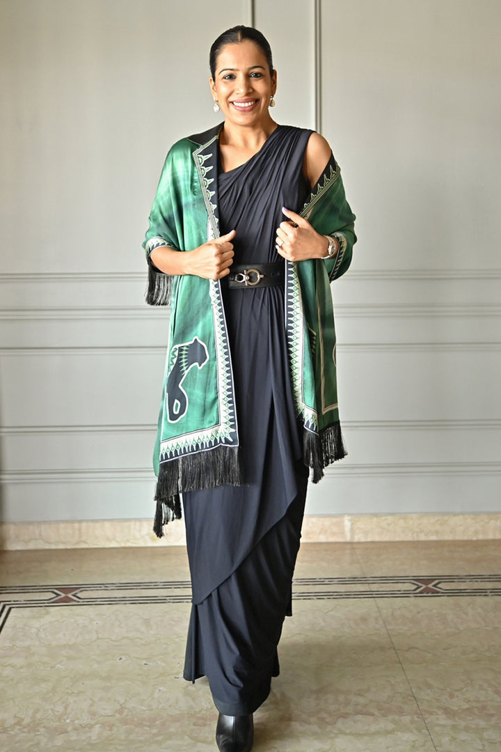 Nisha Goenka In Our Hami Cape