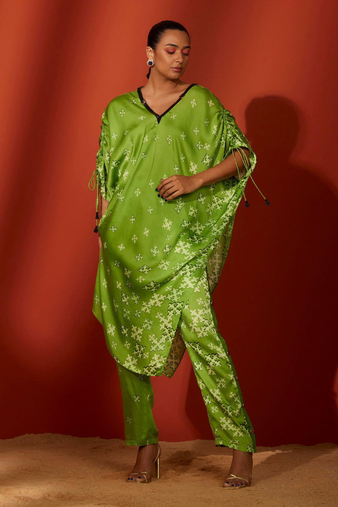  Premium Yuko Green Bemberg Silk Fabric Pant for Women 